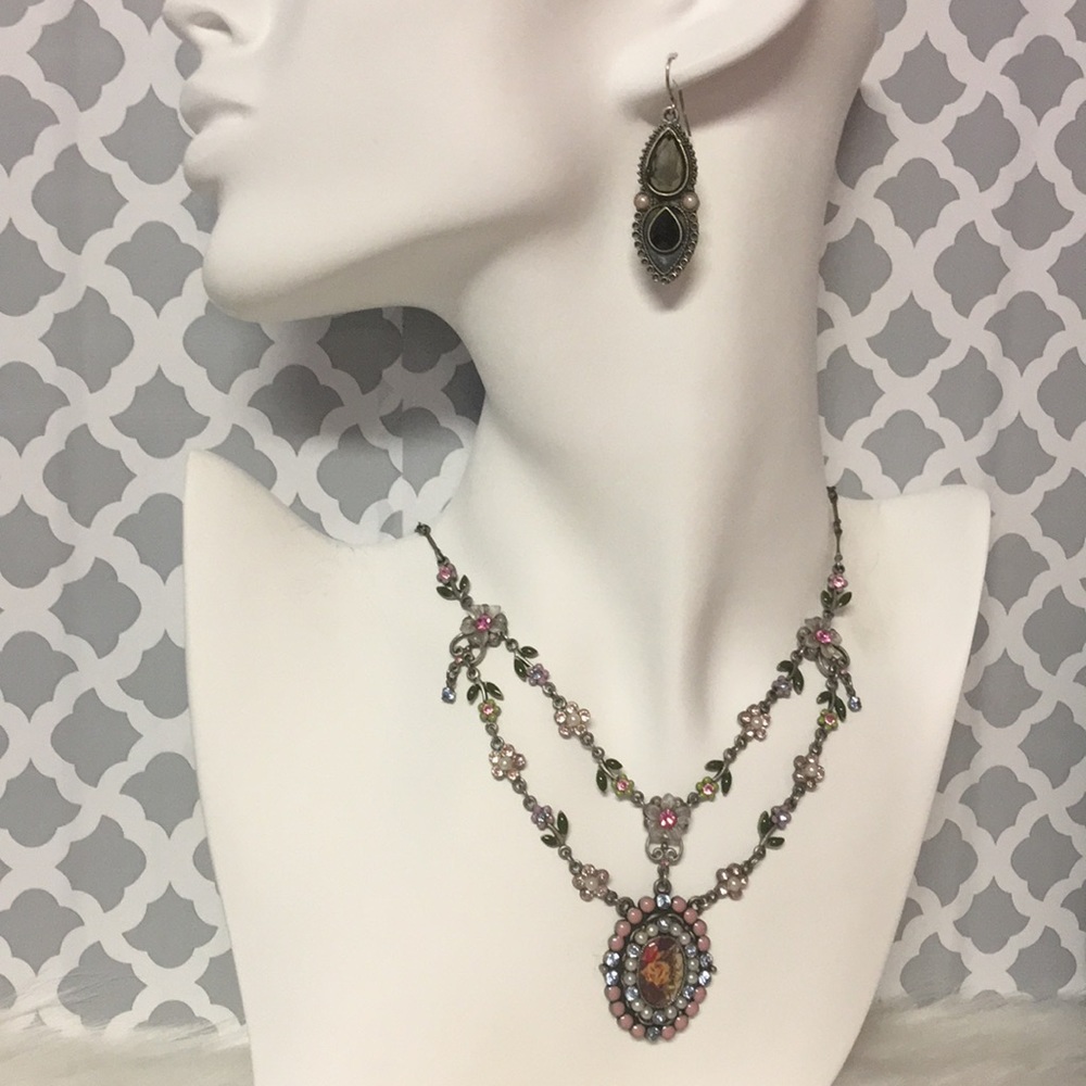 Vintage Look Necklace and Earring Set